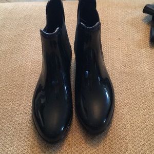 Rain boots